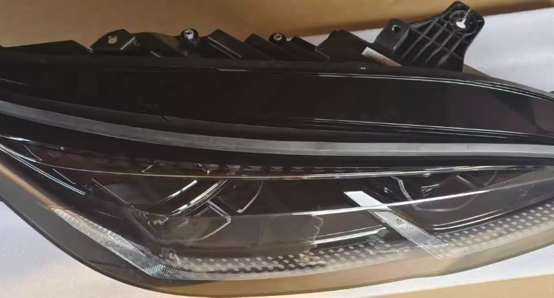 2025 MY BYD Seal Right Headlight Assembly