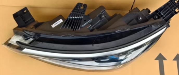 BYD Atto 3 Right Headlight Assembly